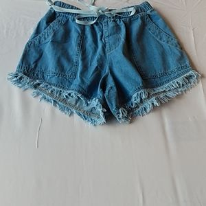 Women's Jeans shorts size M New without tag